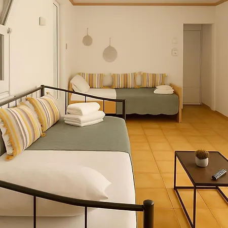 Kiki House בית נופש *