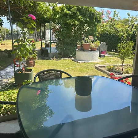 Casa de Férias Kiki House Nea Poteidaia